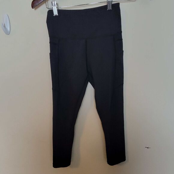 Zyia Active Pocketed Capri 0 - Picture 1 of 3